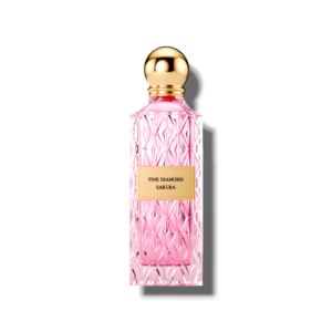 Pink Diamond Sakura de Ibraheem AlQurashi est une fragrance florale et musquée qui évoque la beauté éphémère du sakura, symbole de renouveau. Sa composition délicate marie fleur d’oranger, mandarine, pivoine, et fleur de cerisier, tandis que les notes de fond de musc blanc, ambre et bois de santal apportent profondeur et sensualité. Un parfum qui incarne l'élégance et la féminité avec une touche de grâce printanière.